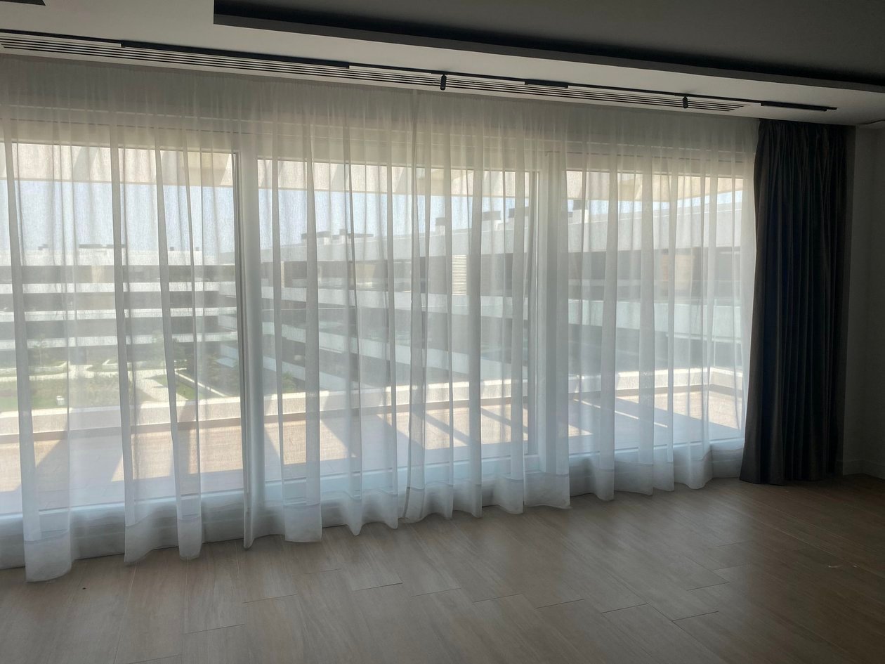 cortinas fruncidas con tapicería en Madrid