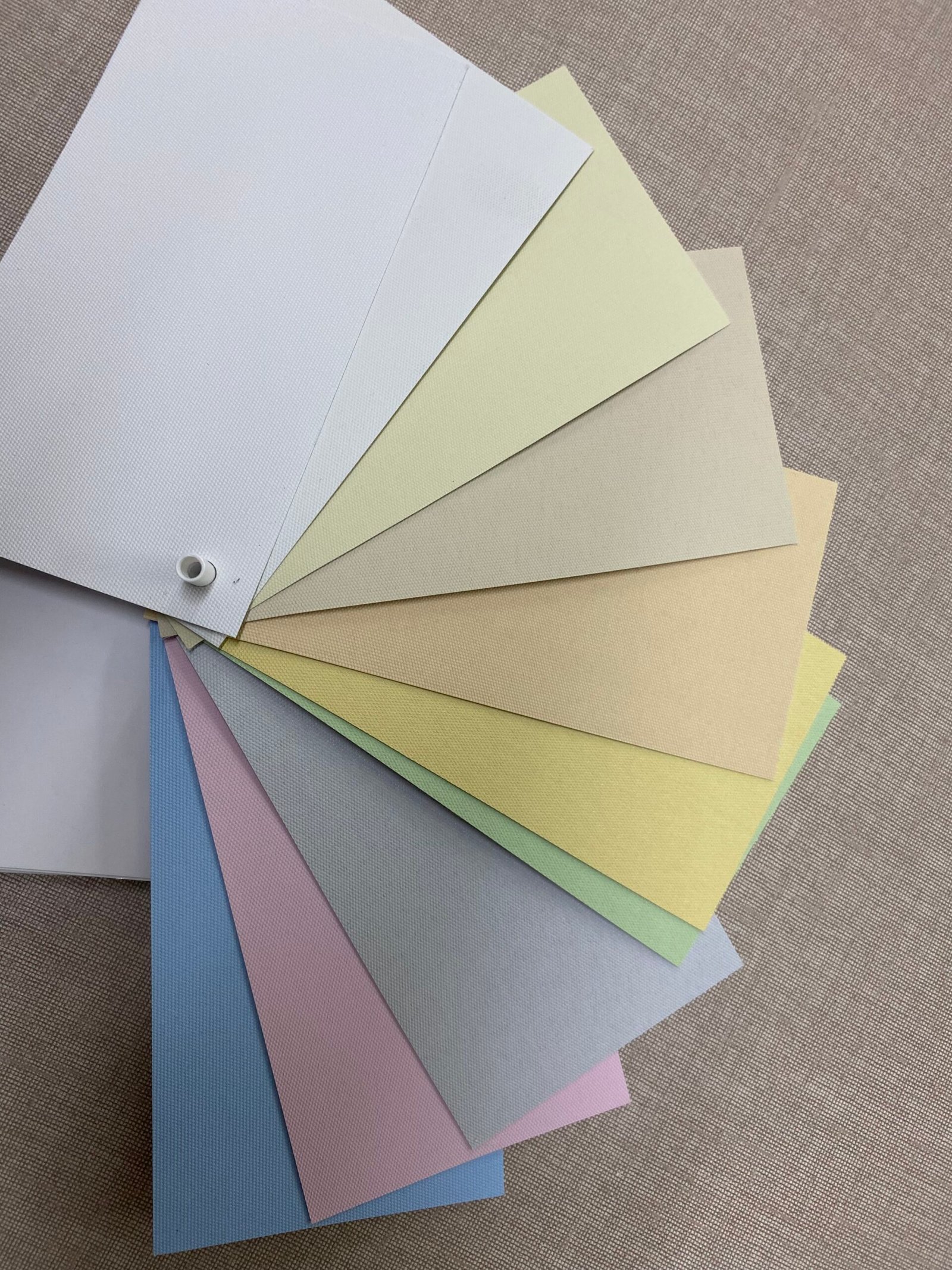 Muestrario de tejidos blackout